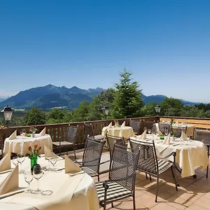 Aparthotel Restaurant Alpenhof